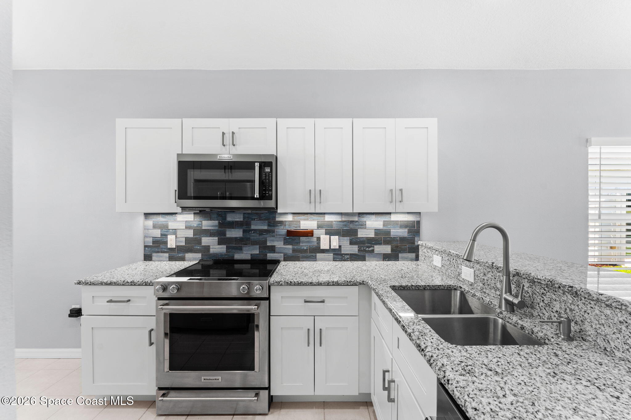 761 E Plantation Drive
