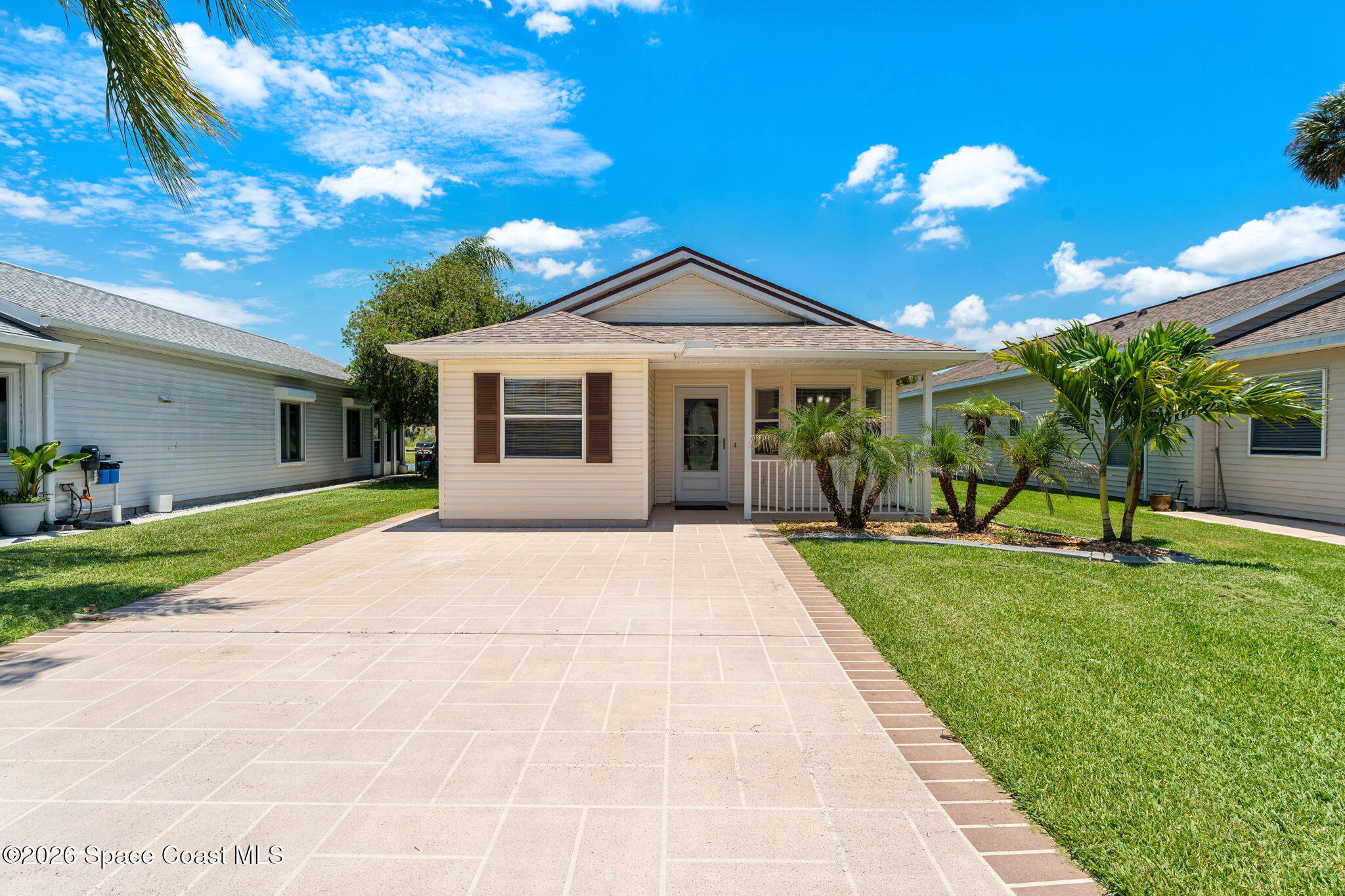 769 E Plantation Drive