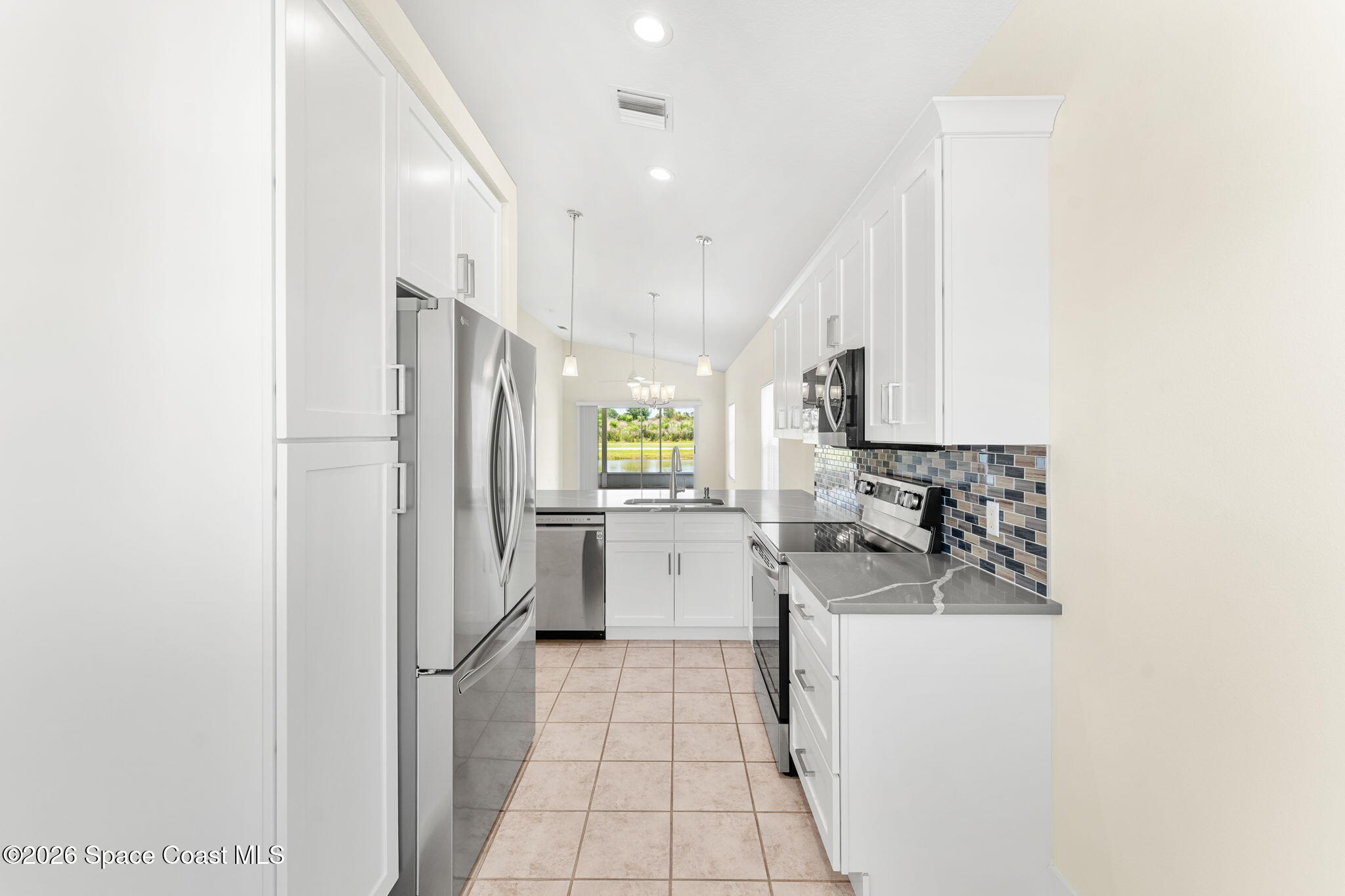 769 E Plantation Drive