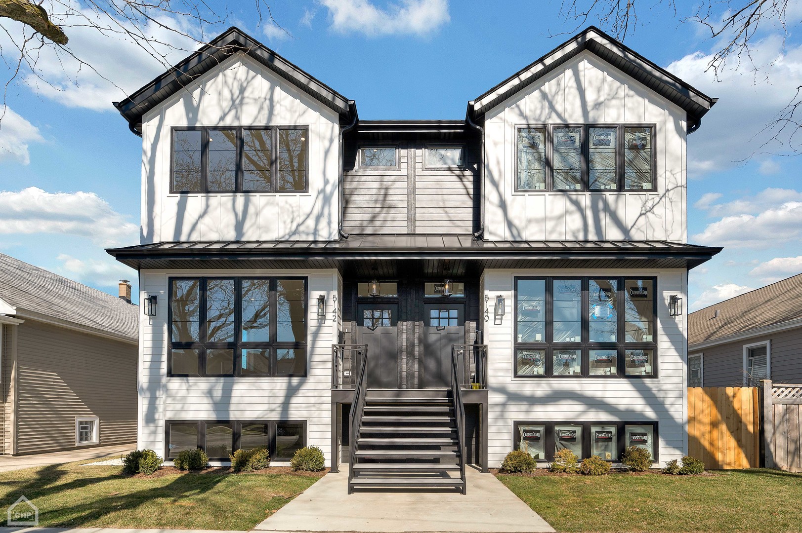 5142 W Winona Street