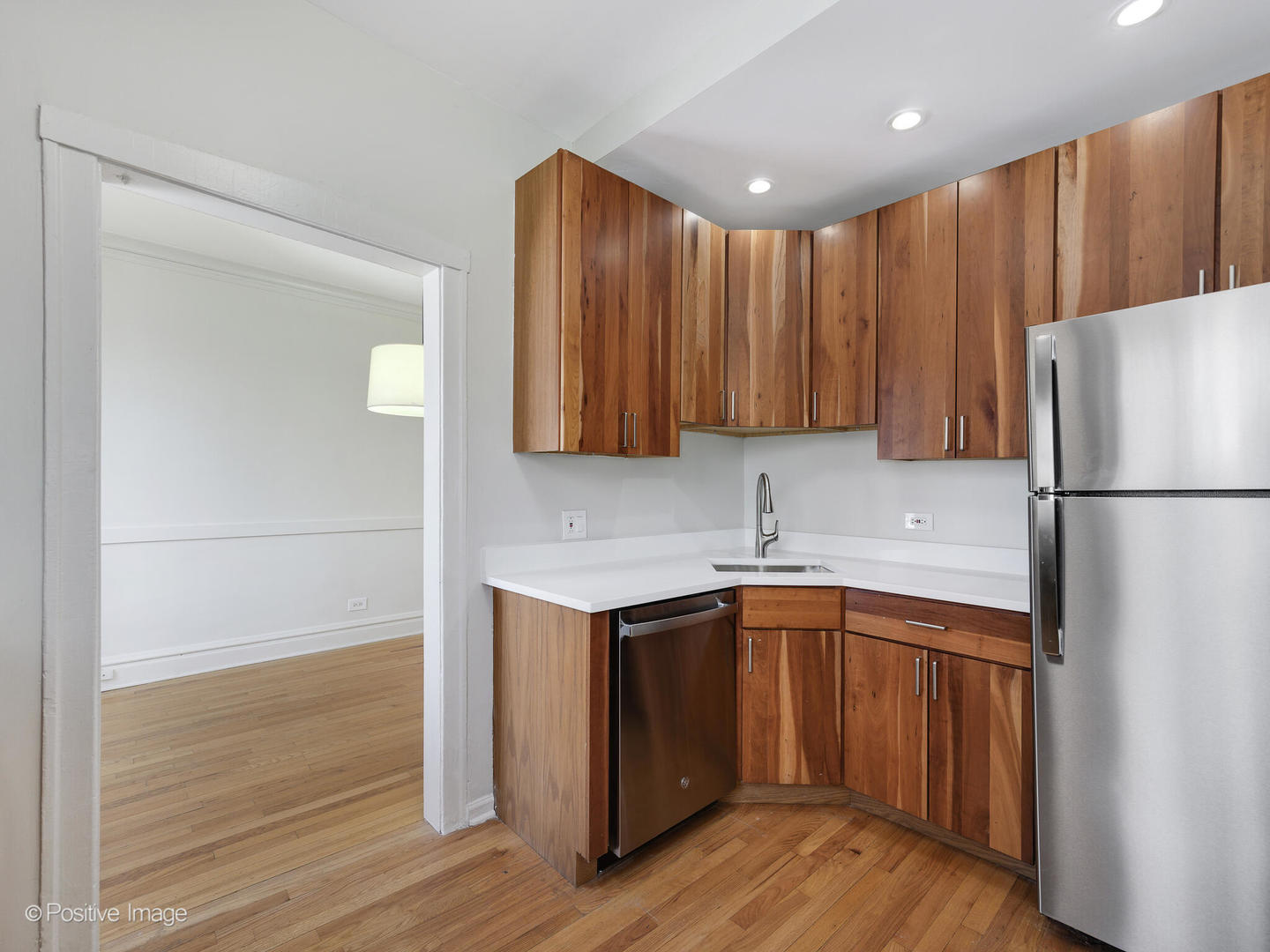 2125 W Pierce Avenue Unit: 3A
