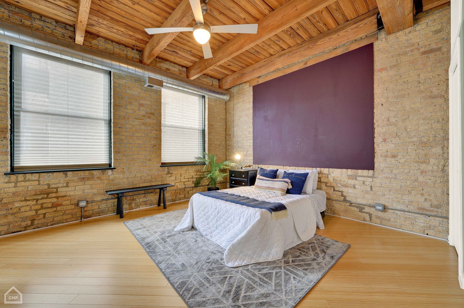 3201 N Ravenswood Avenue Unit: 207