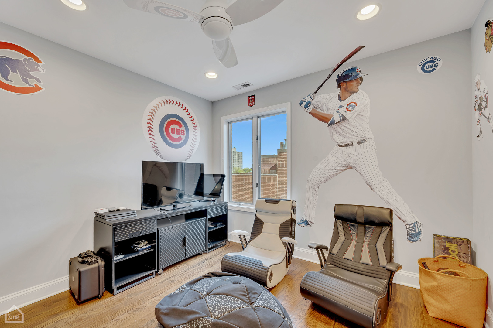 1715 N Wells Street Unit: 51