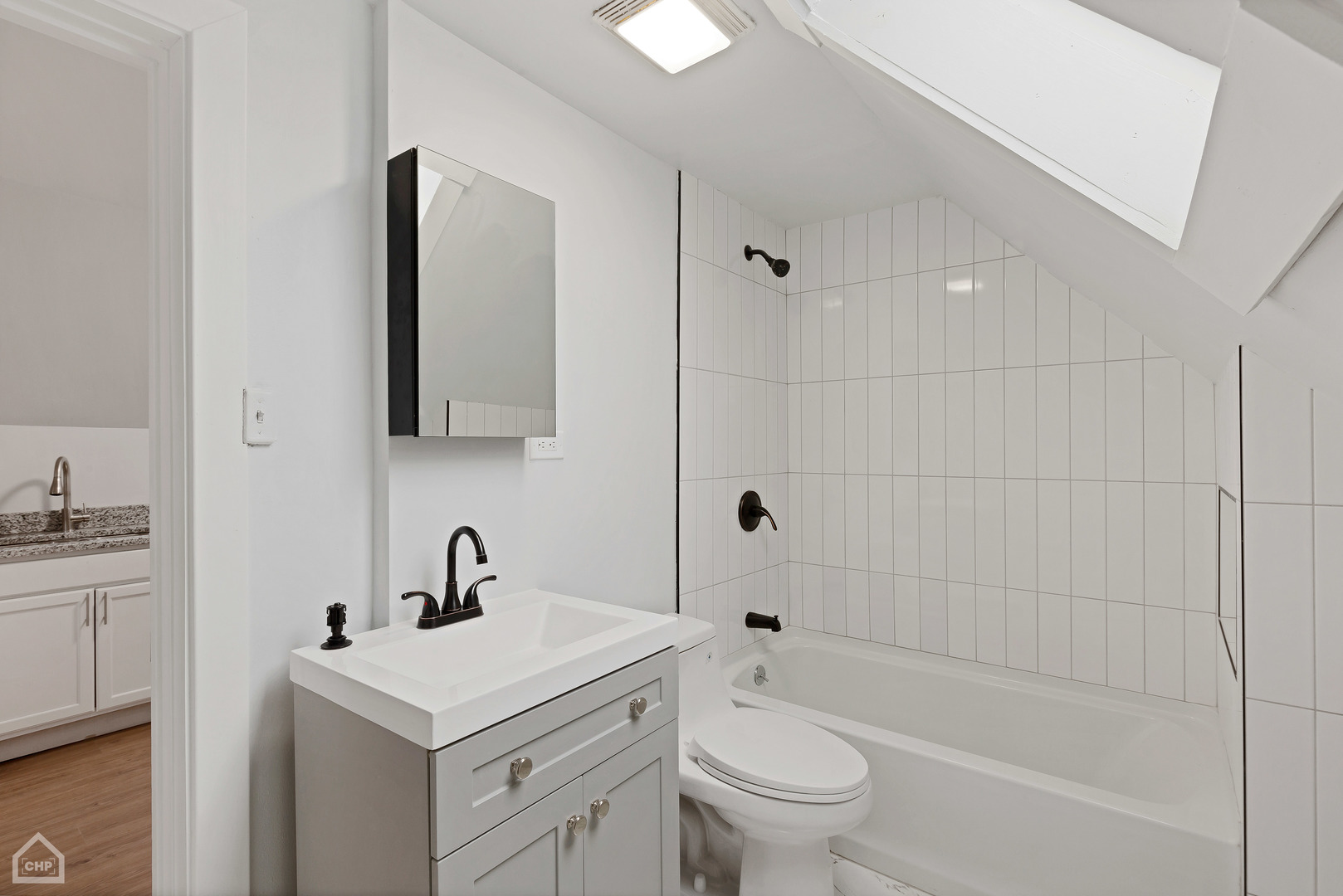 2980 N Ridgeway Avenue