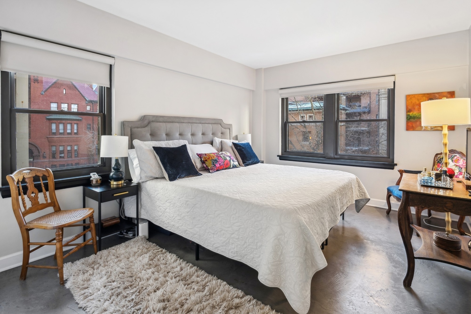 1350 N Astor Street Unit: 3C
