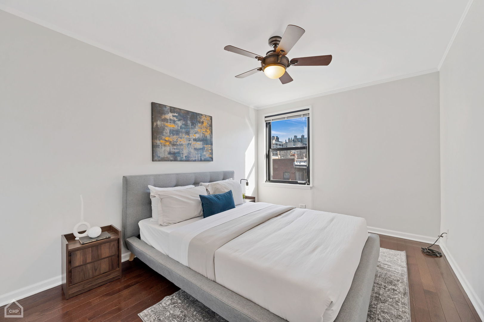 525 W Aldine Avenue Unit: 403