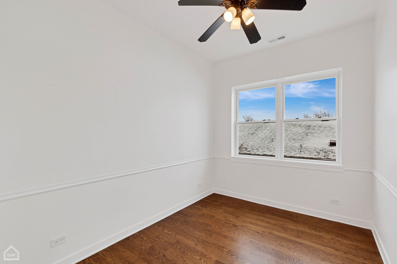 7238 W BELMONT Avenue Unit: 3E