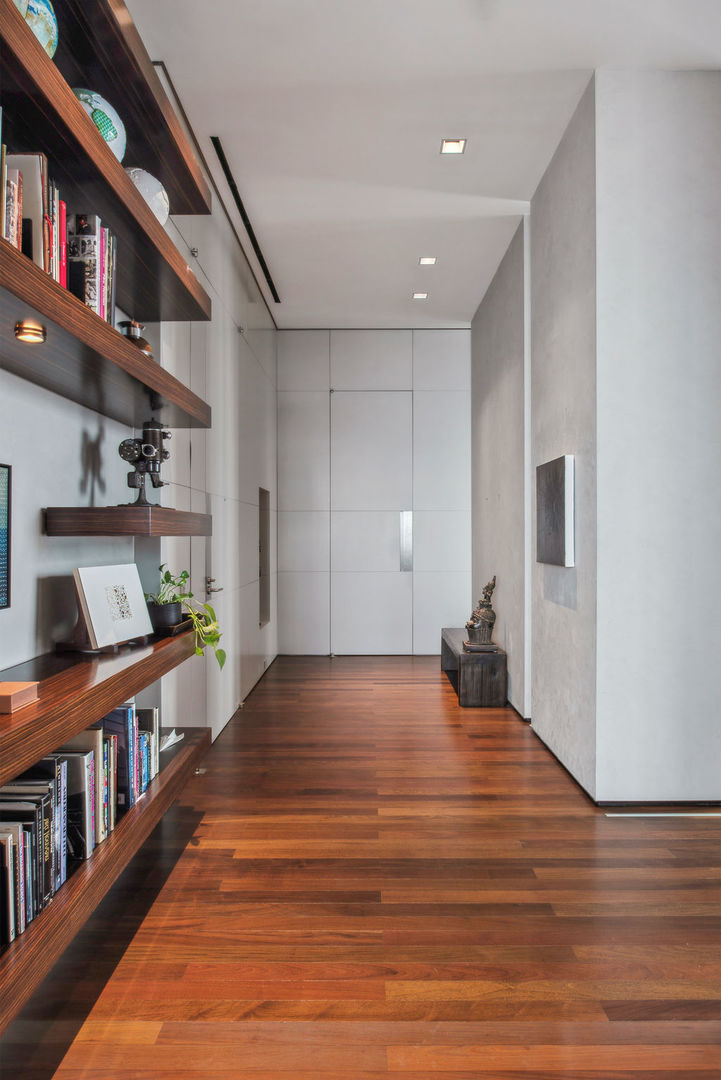 500 W Superior Street Unit: 2605