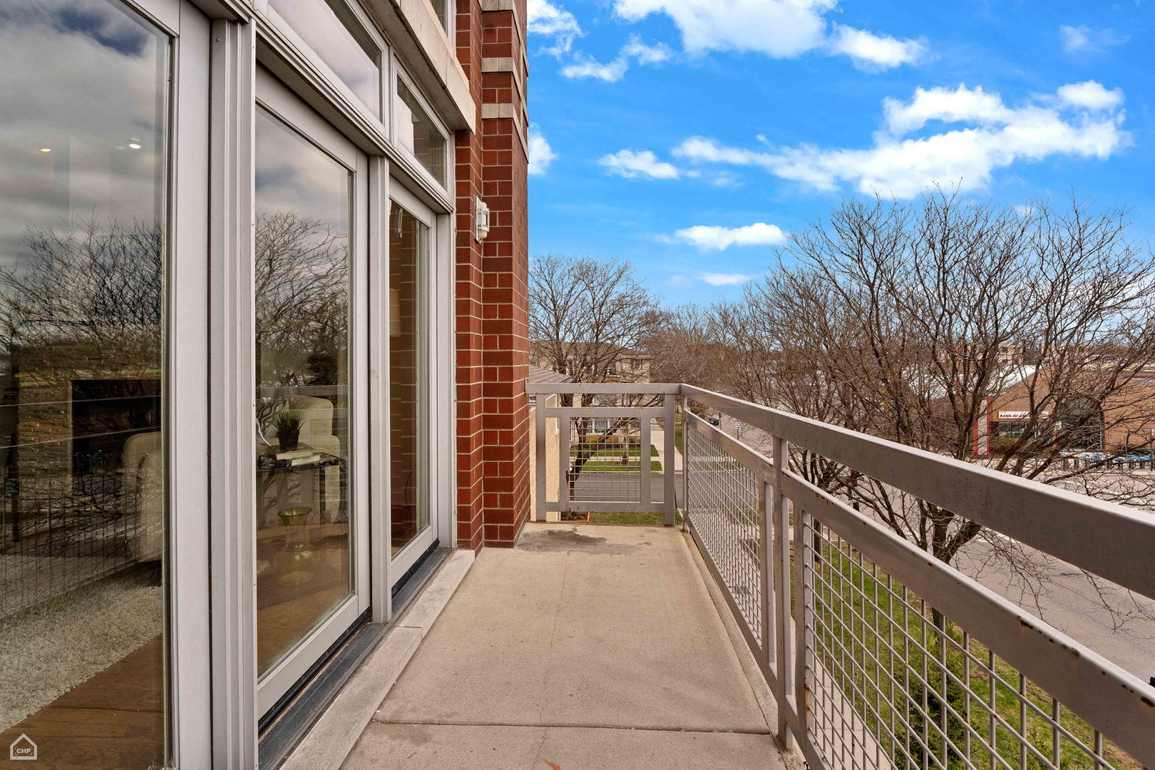 7238 W BELMONT Avenue Unit: 3E