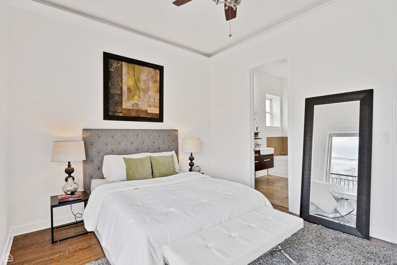 7238 W BELMONT Avenue Unit: 3E