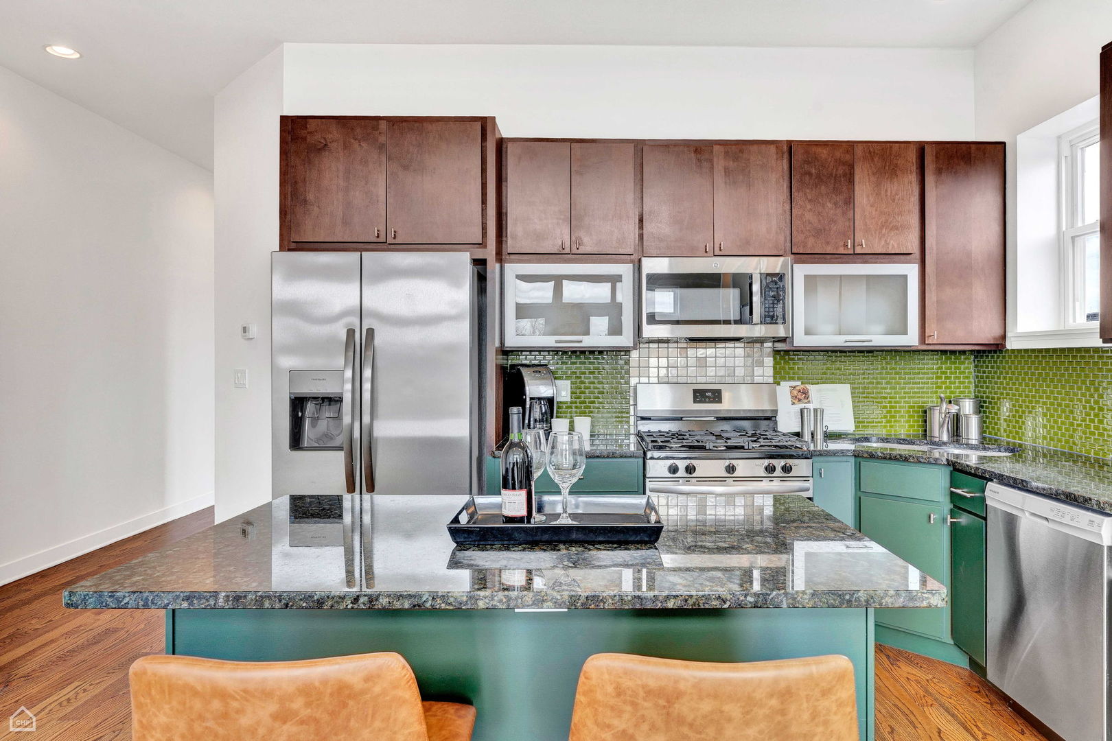 7238 W BELMONT Avenue Unit: 3E