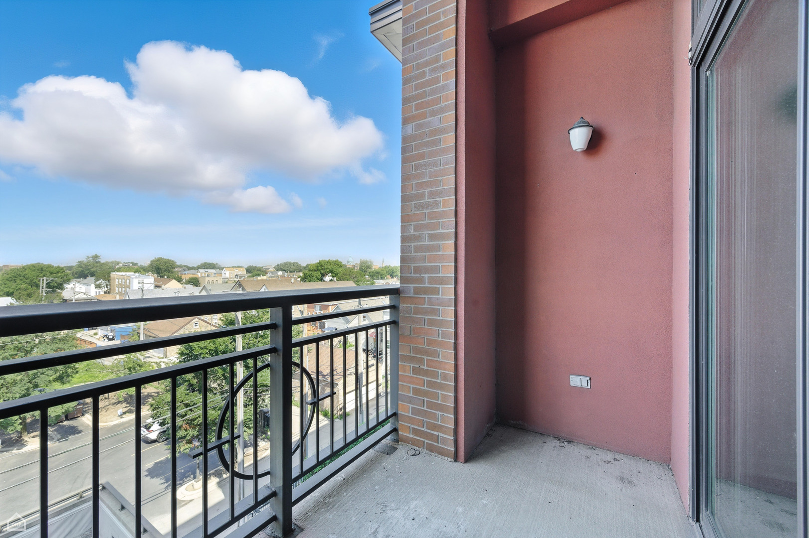 3450 S Halsted Street Unit: 406