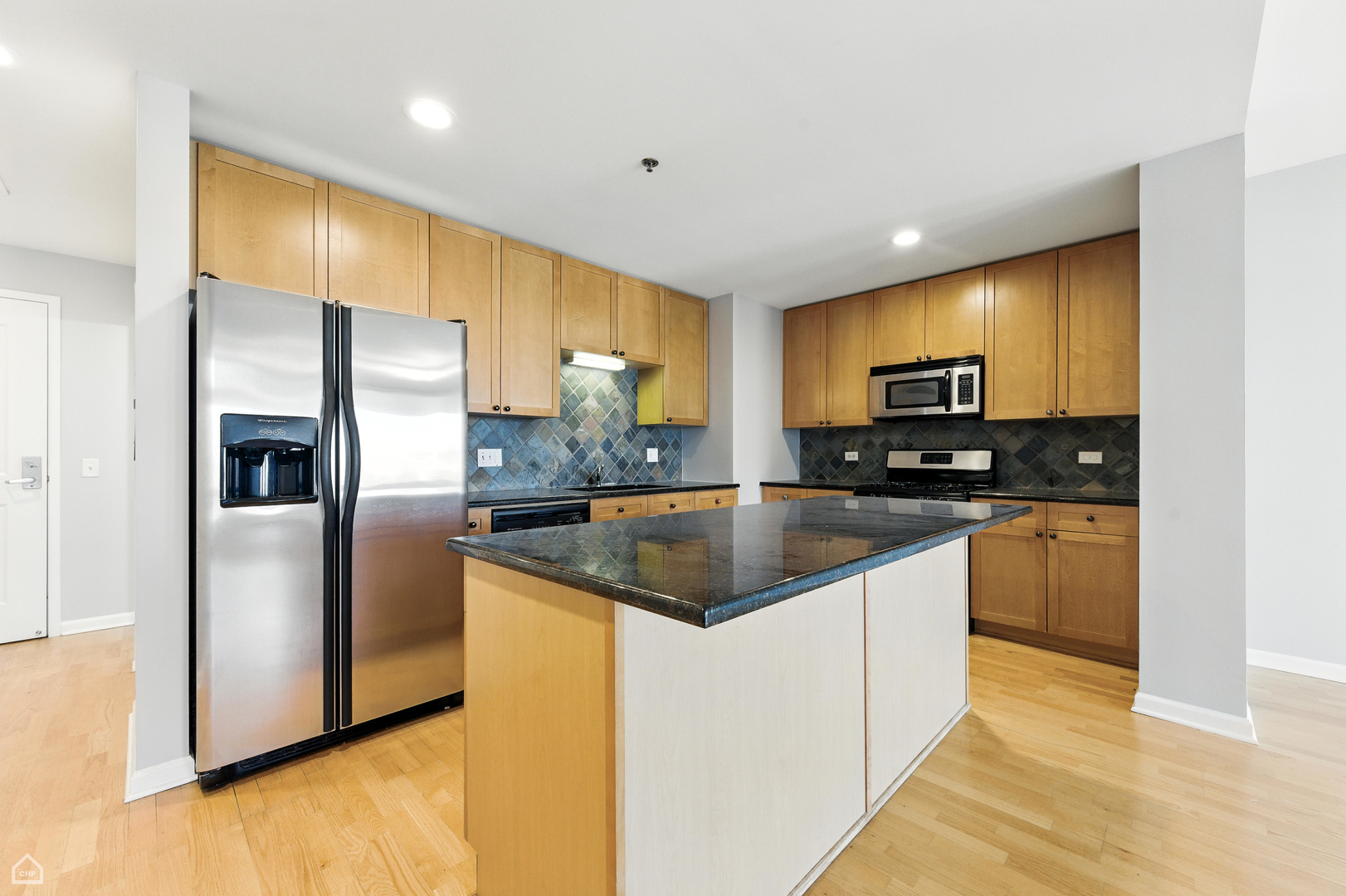 3450 S Halsted Street Unit: 406