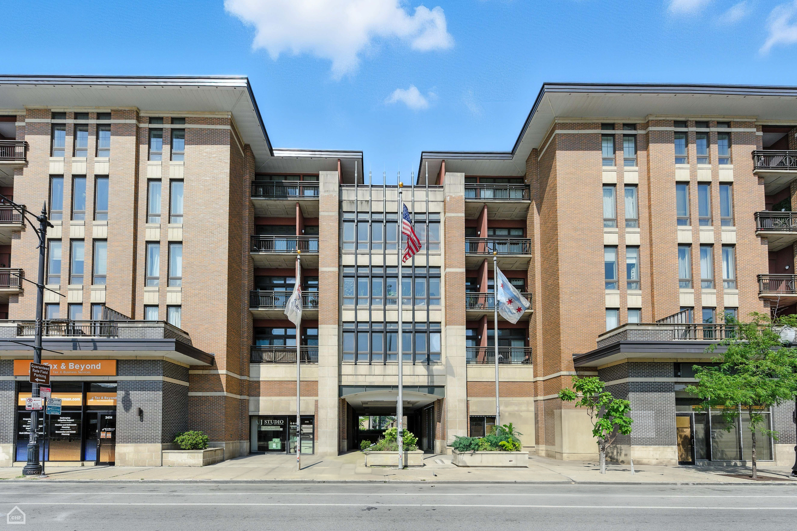 3450 S Halsted Street Unit: 406