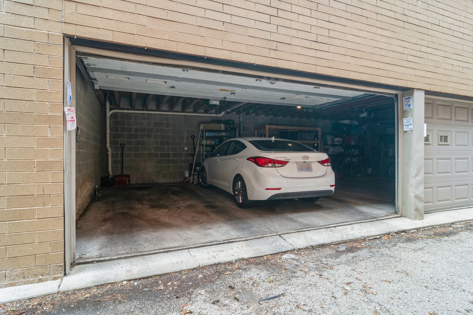 2144 W Schiller Street Unit: H