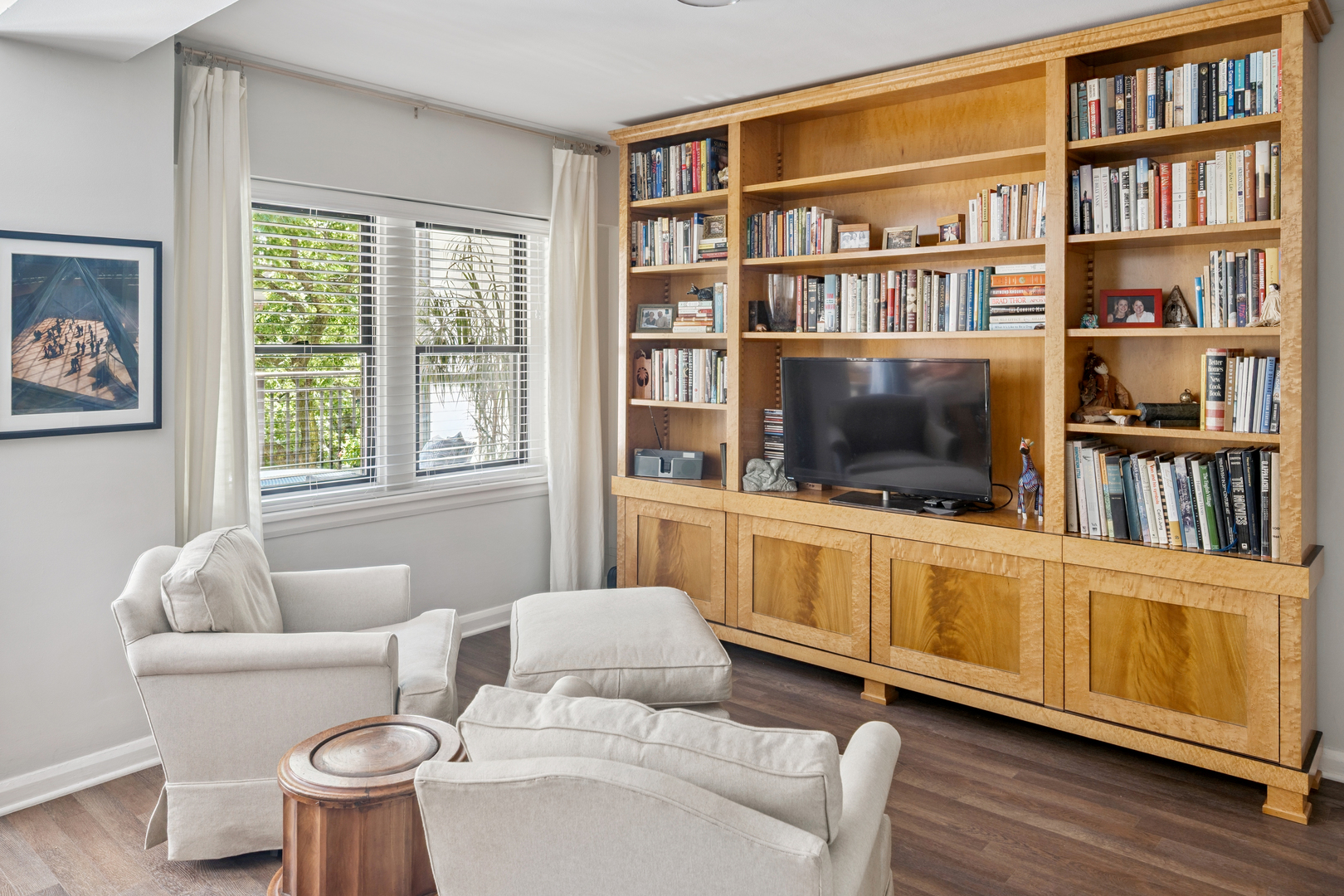 1350 N Astor Street Unit: 4C