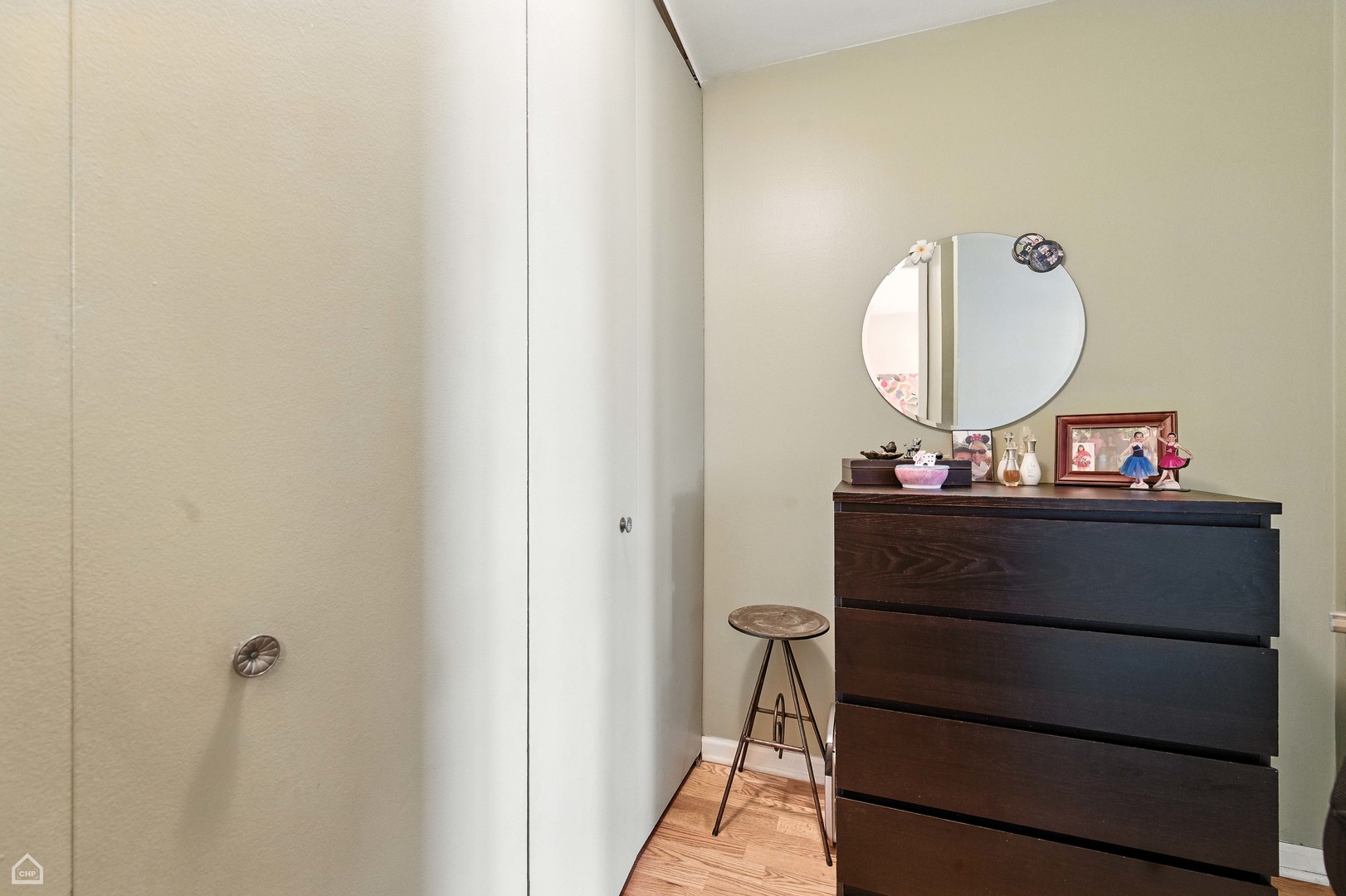 1030 N STATE Street Unit: 11M
