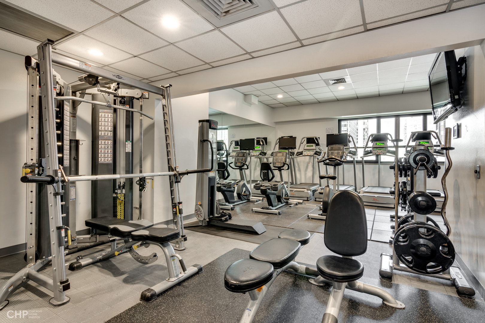 1030 N STATE Street Unit: 11M