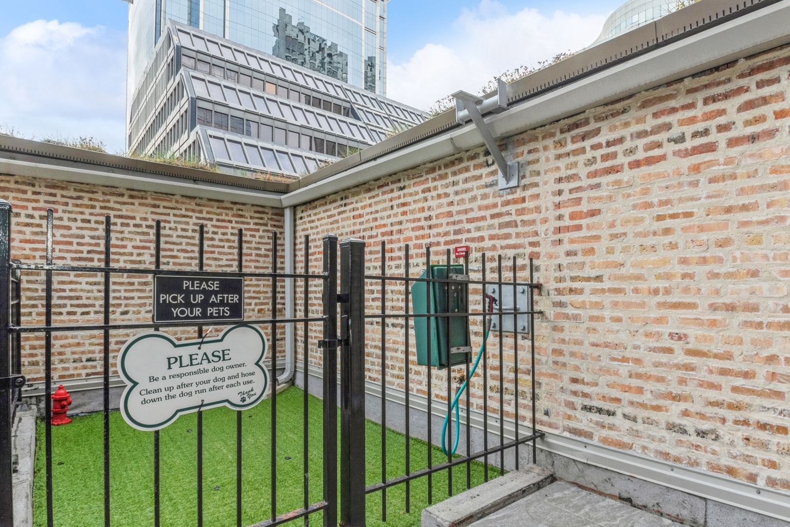 8 W Monroe Street Unit: 1005