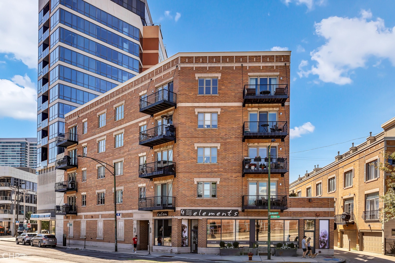 544 N Milwaukee Avenue Unit: 501