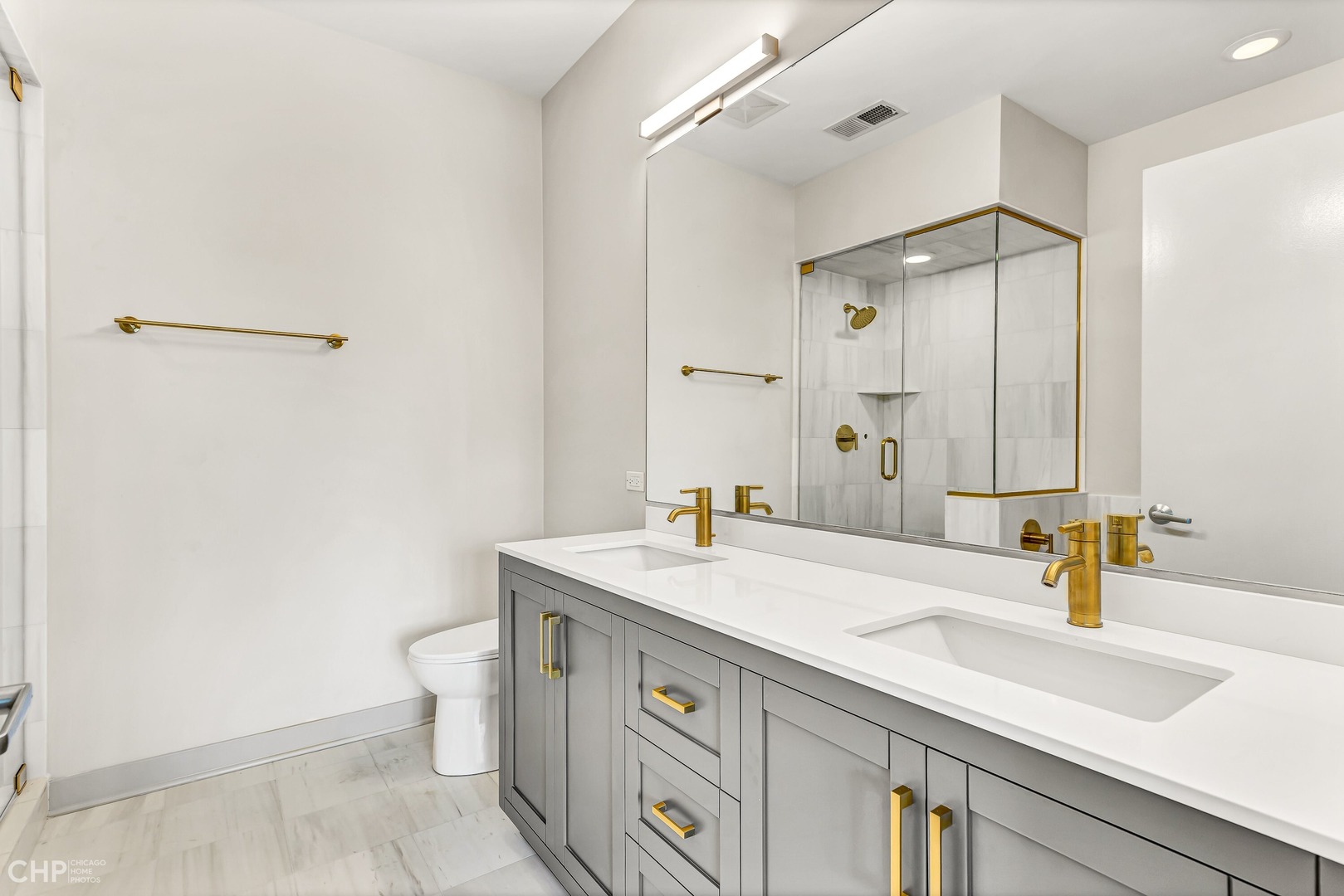 544 N Milwaukee Avenue Unit: 501