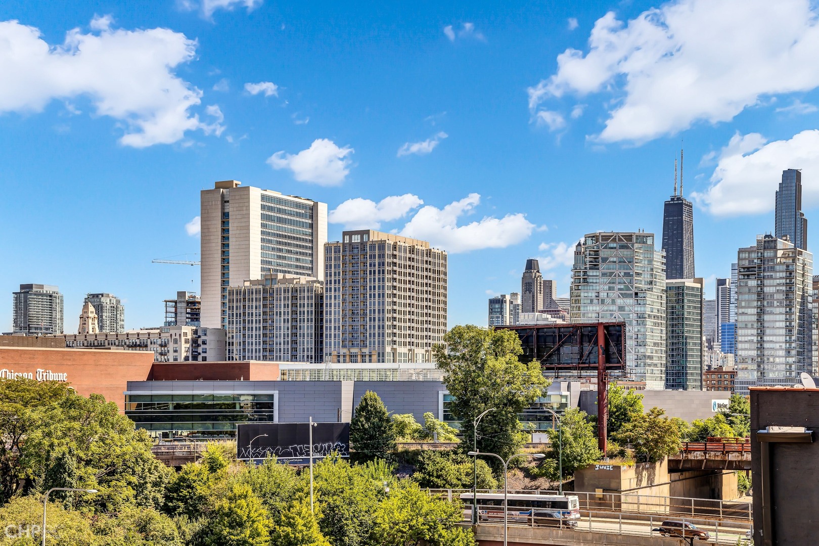544 N Milwaukee Avenue Unit: 501