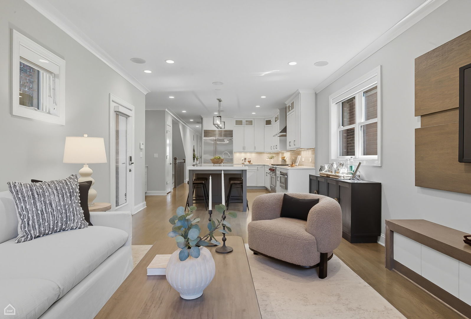 2946 N Racine Avenue Unit: 1