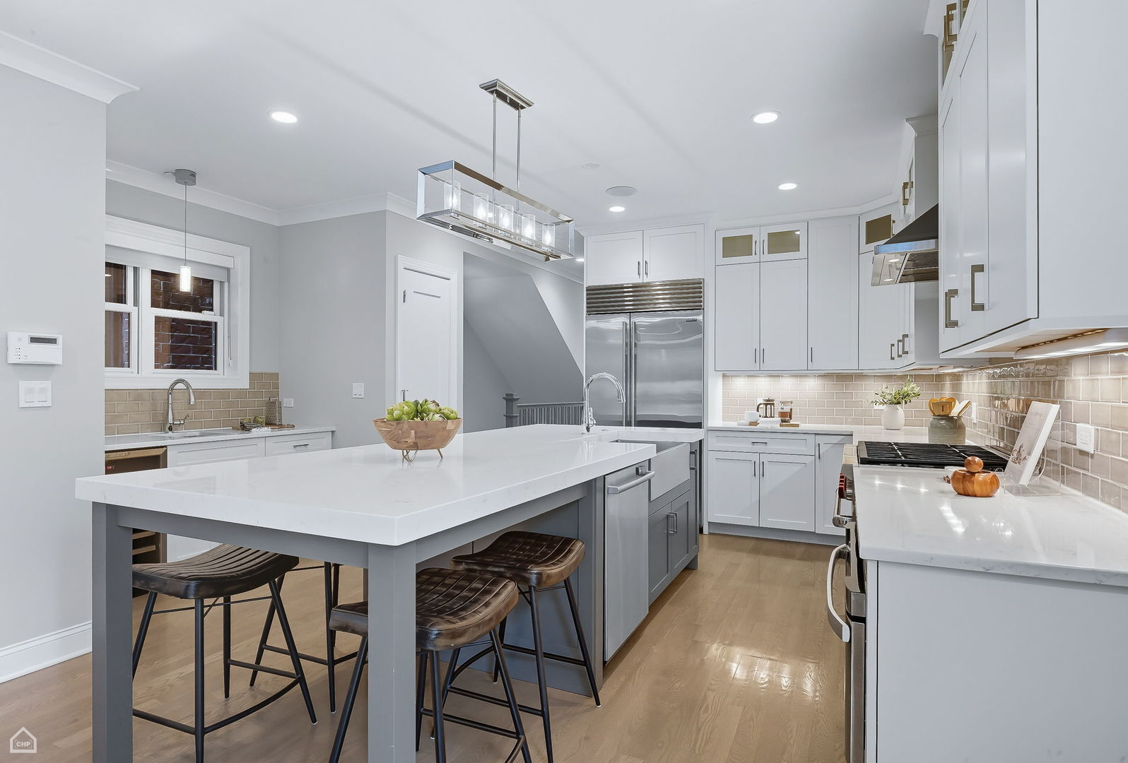 2946 N Racine Avenue Unit: 1