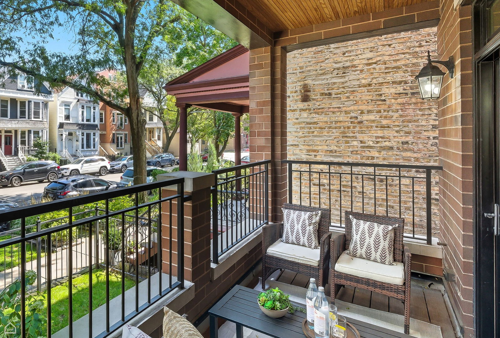 2946 N Racine Avenue Unit: 1