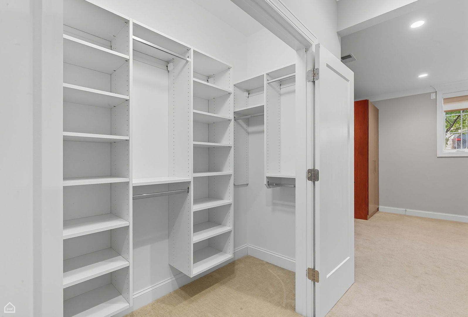 2946 N Racine Avenue Unit: 1