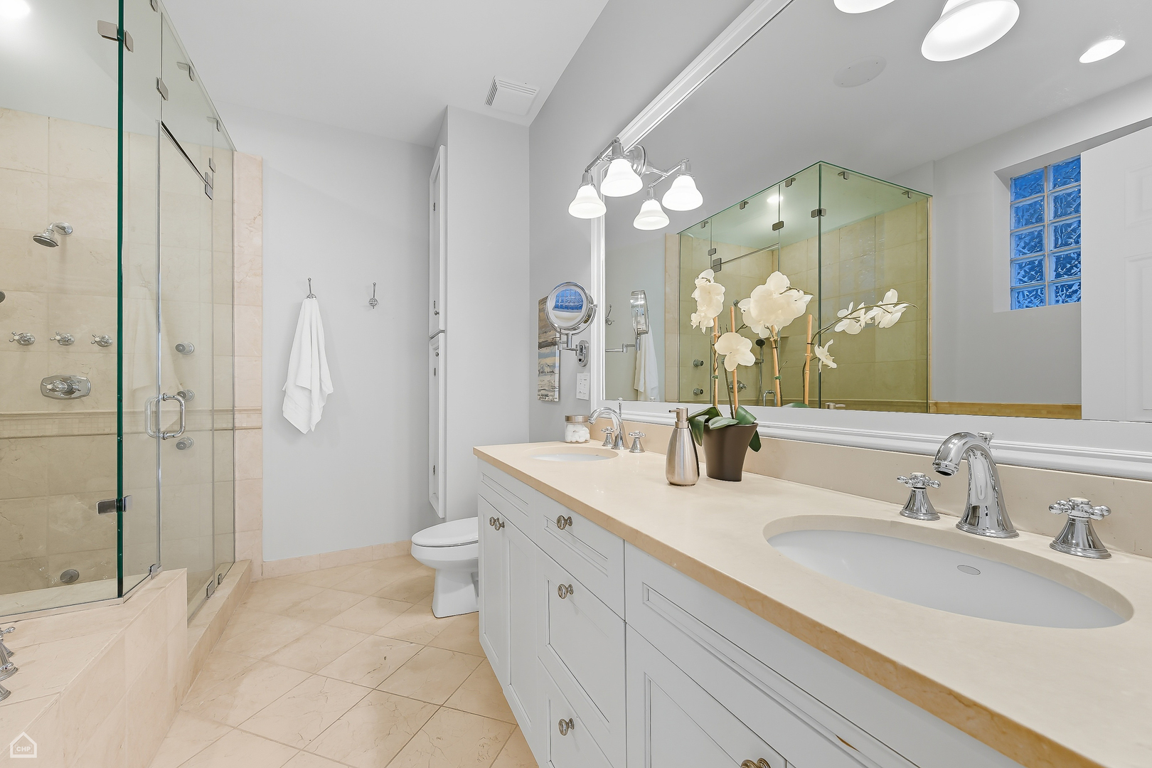3656 N DAMEN Avenue Unit: 1