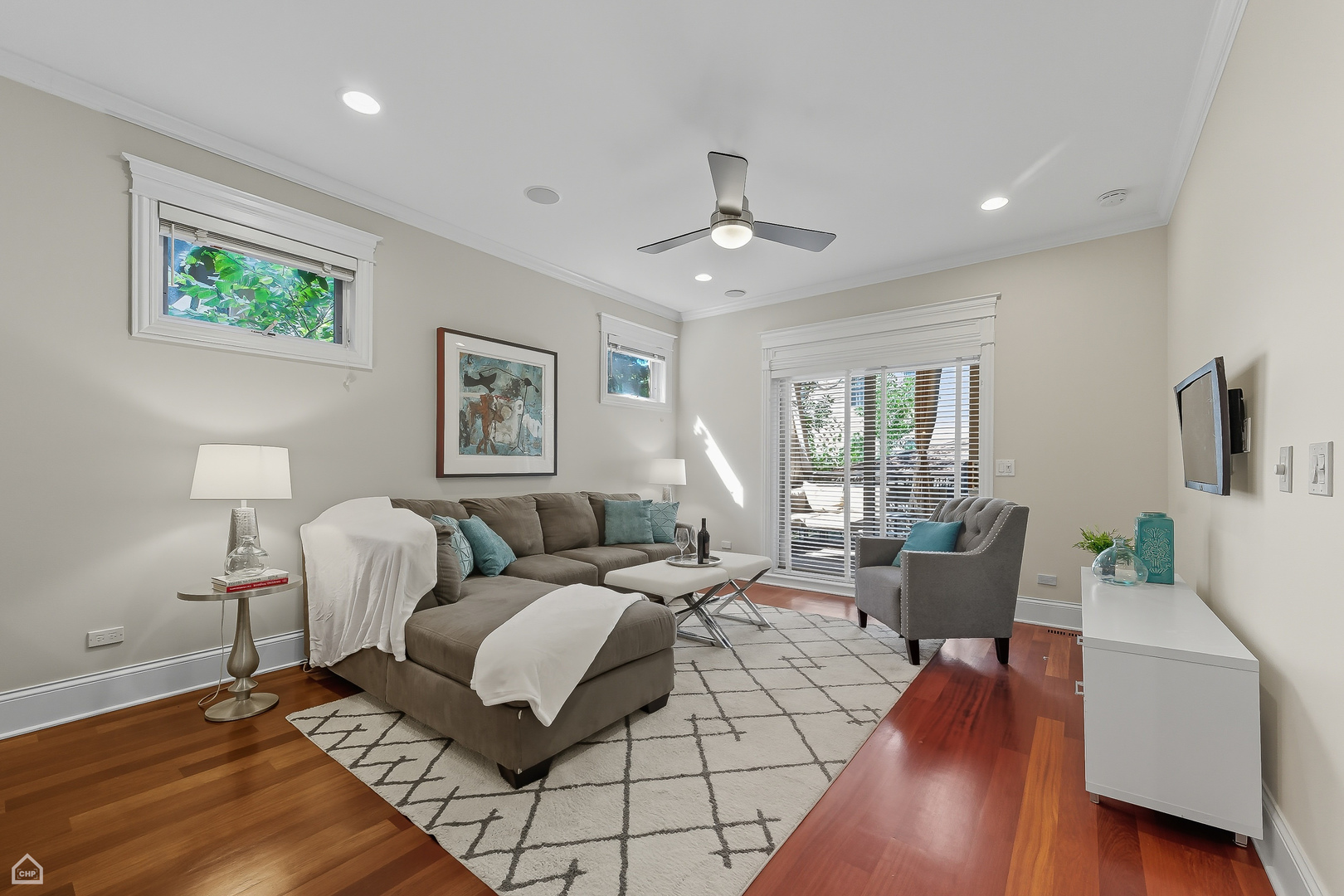 3656 N DAMEN Avenue Unit: 1