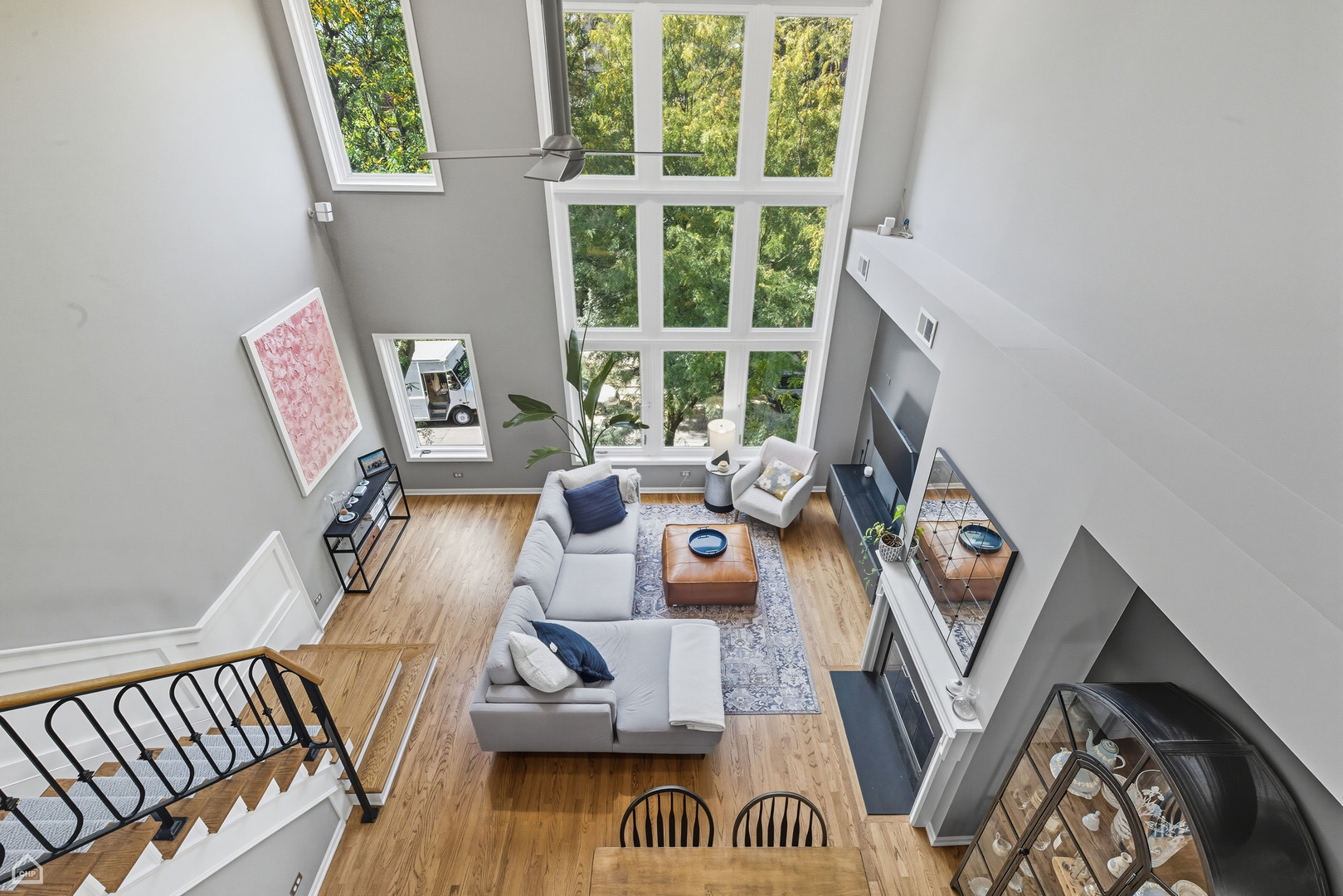 1633 N OAKLEY Avenue Unit: 3