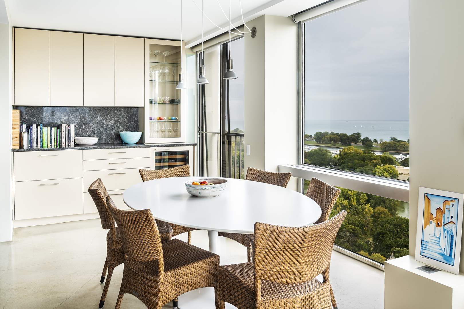 345 W Fullerton Parkway Unit: 1801