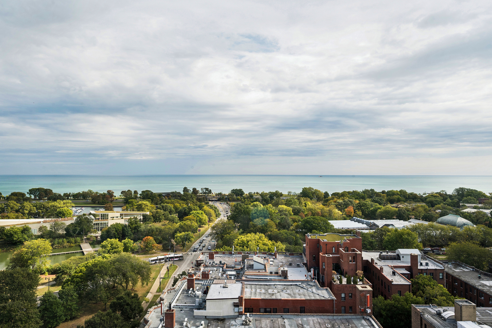 345 W Fullerton Parkway Unit: 1801