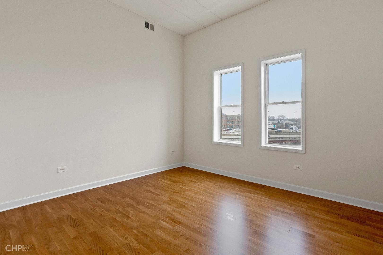 2622 W Diversey Avenue Unit: 501