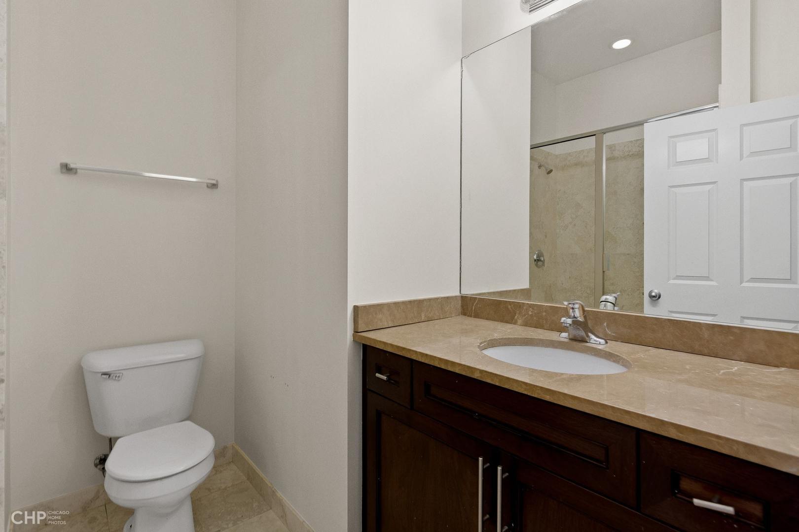 2622 W Diversey Avenue Unit: 501