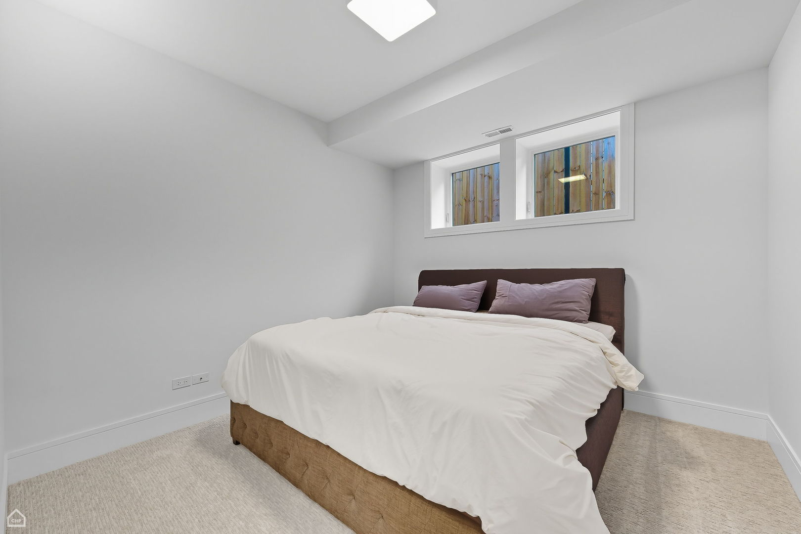 2421 W Belden Avenue