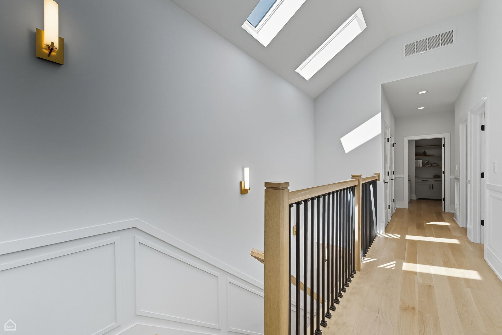 2421 W Belden Avenue