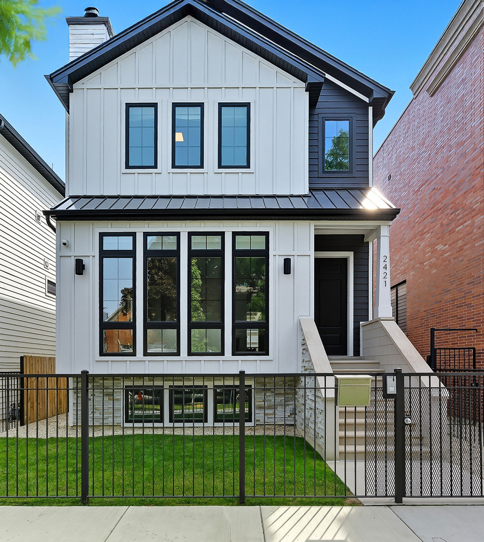 2421 W Belden Avenue