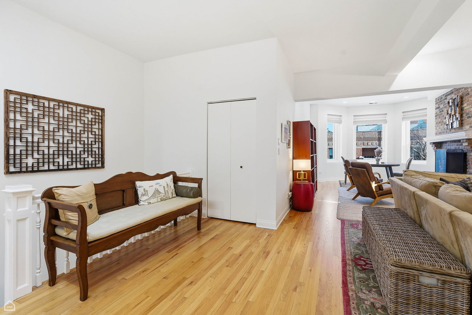 3810 N FREMONT Street Unit: 3