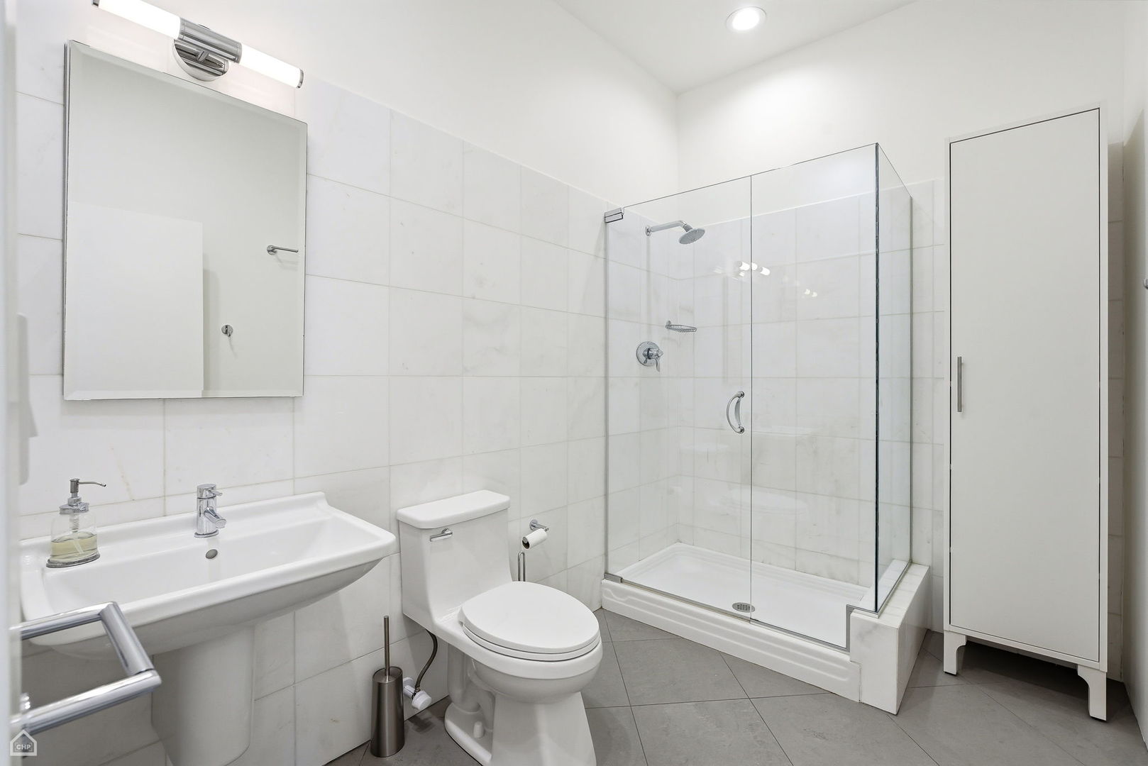 3810 N FREMONT Street Unit: 3