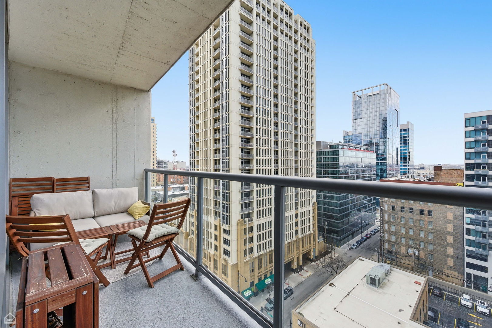100 E 14th Street Unit: 1107