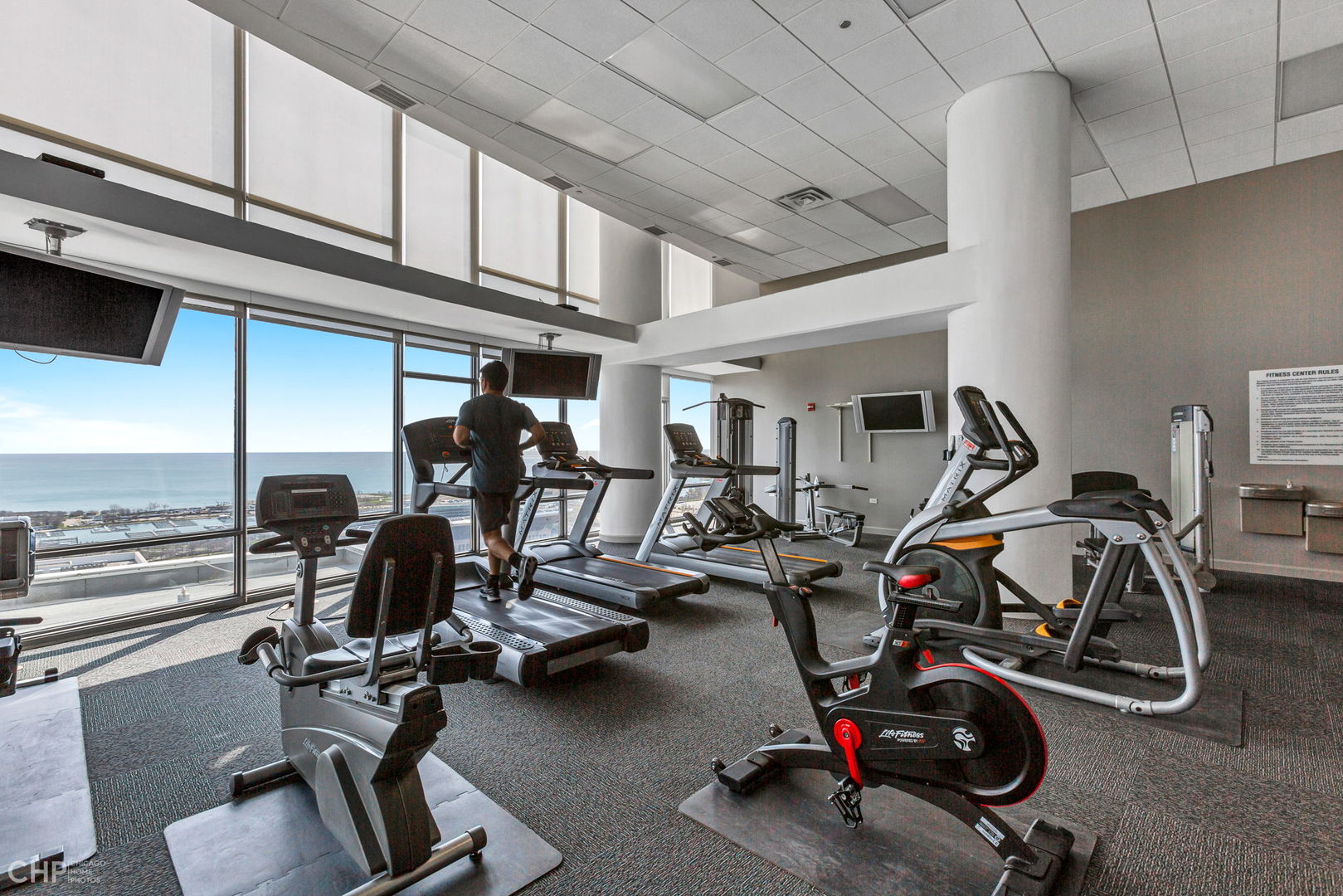 100 E 14th Street Unit: 1107