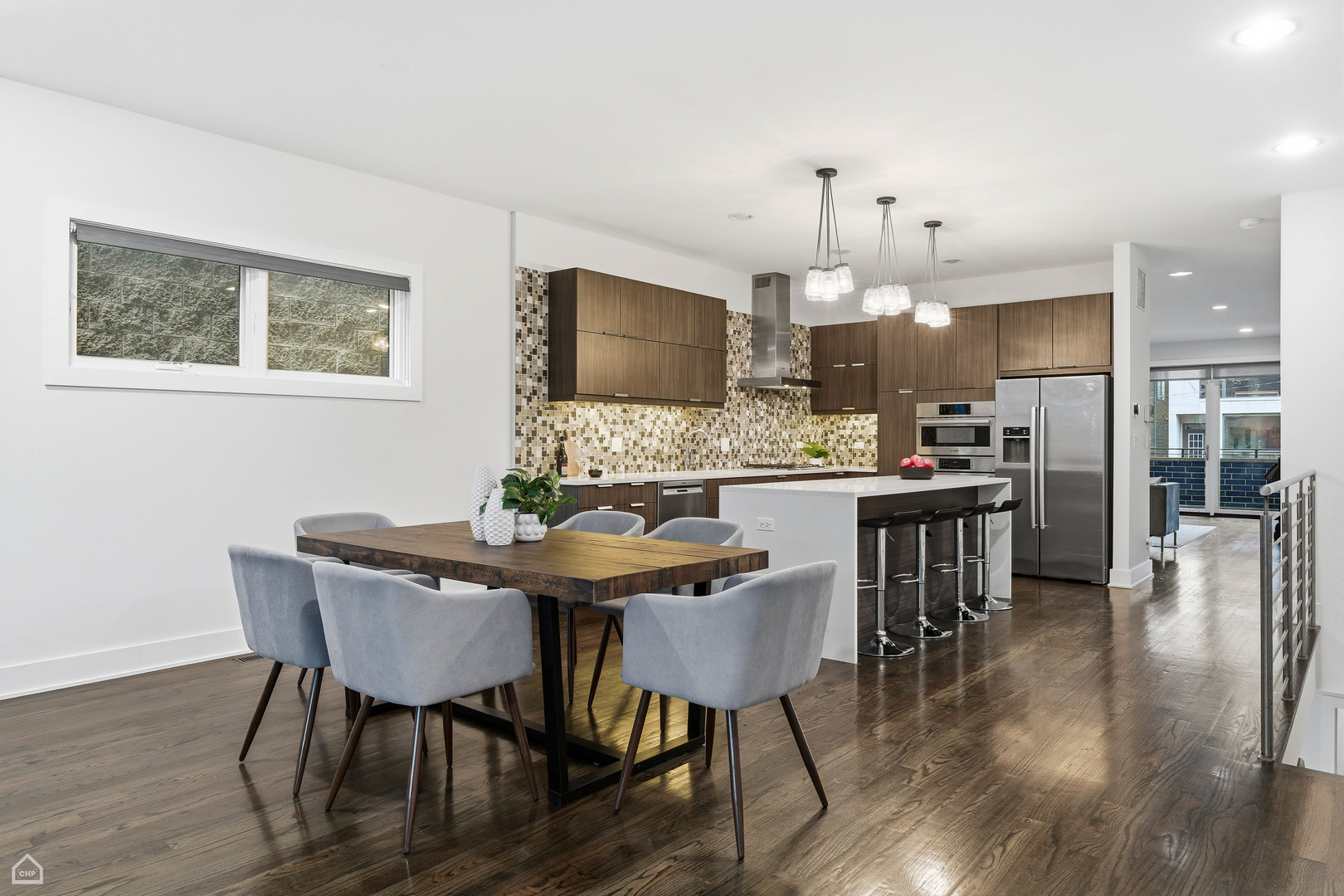 925 N Hermitage Avenue Unit: 1