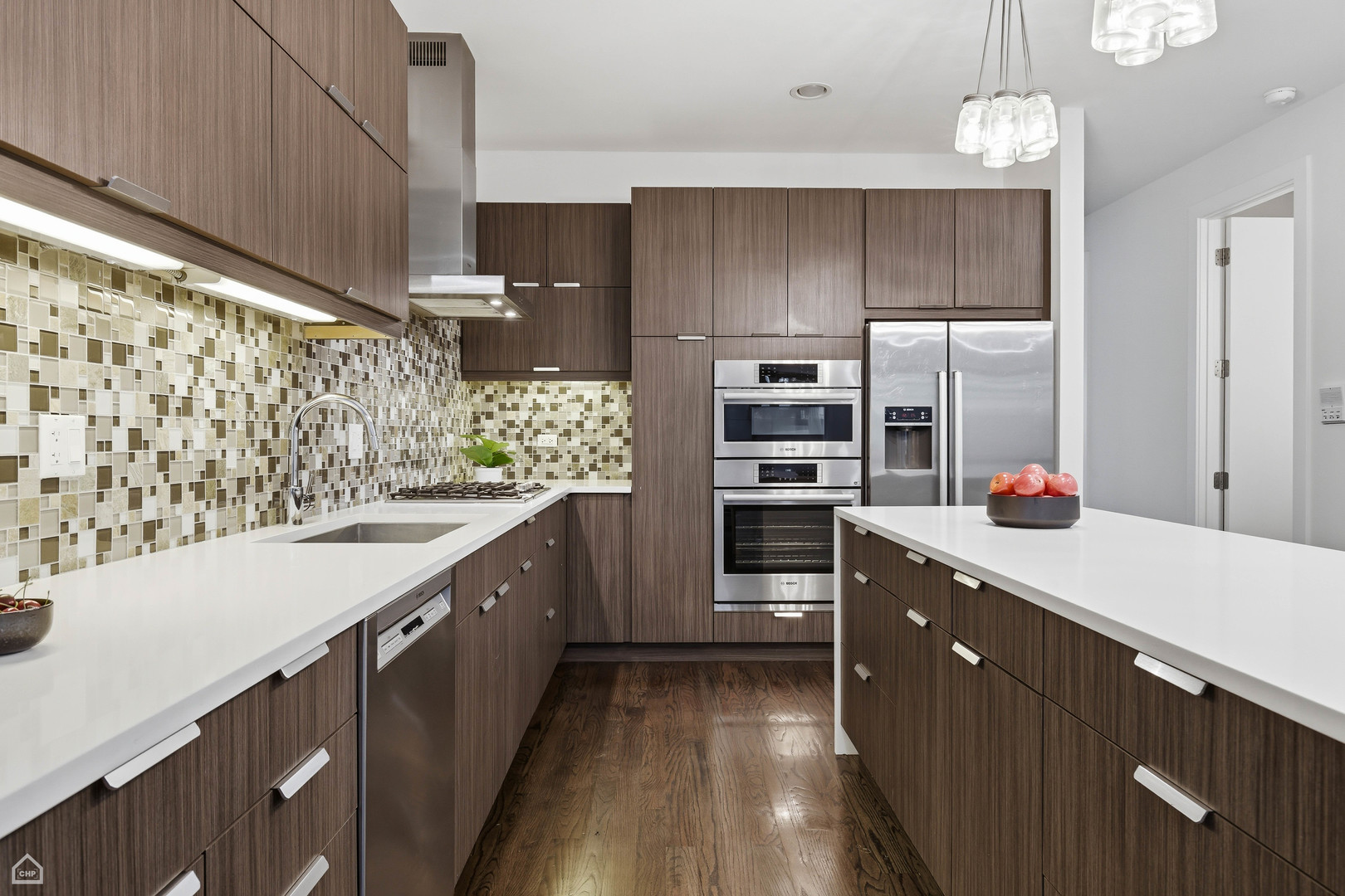 925 N Hermitage Avenue Unit: 1