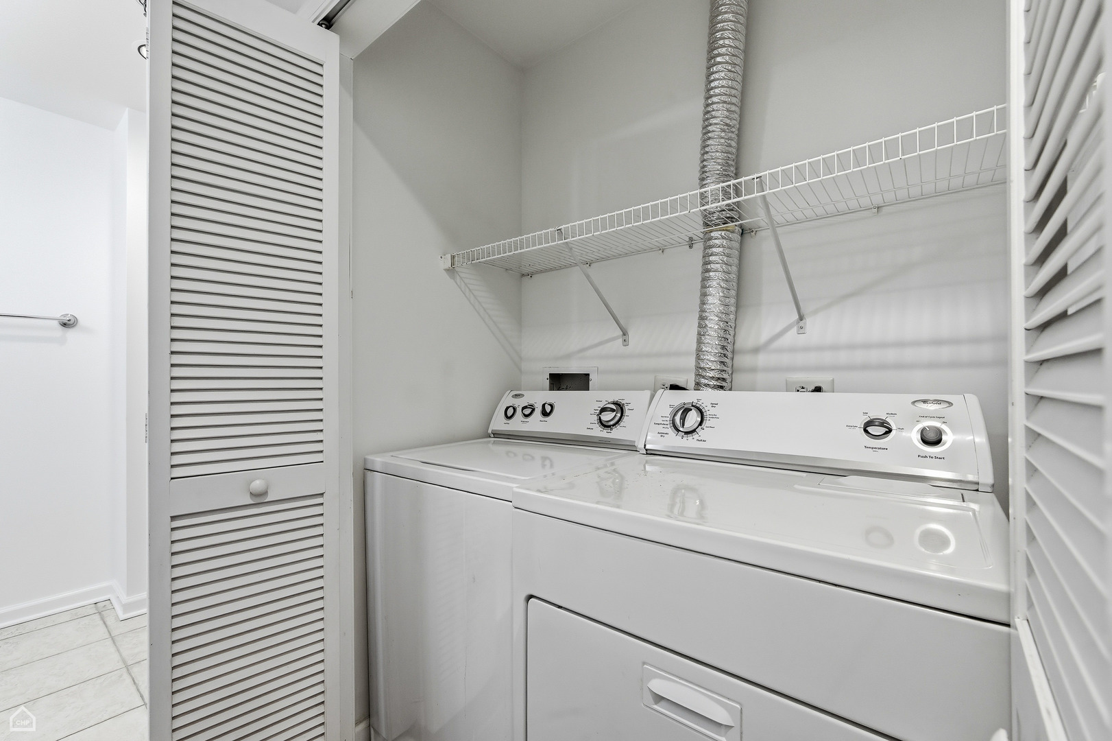 3450 S HALSTED Street Unit: 409