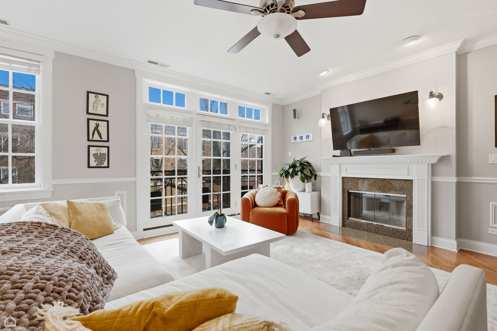 3504 N Fremont Street Unit: 2