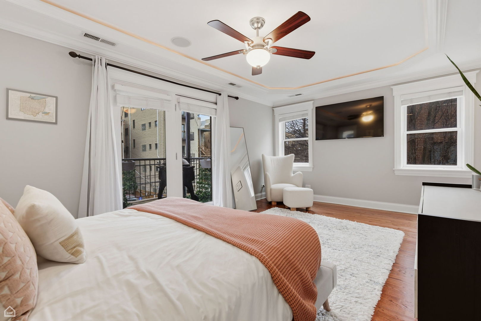 3504 N Fremont Street Unit: 2