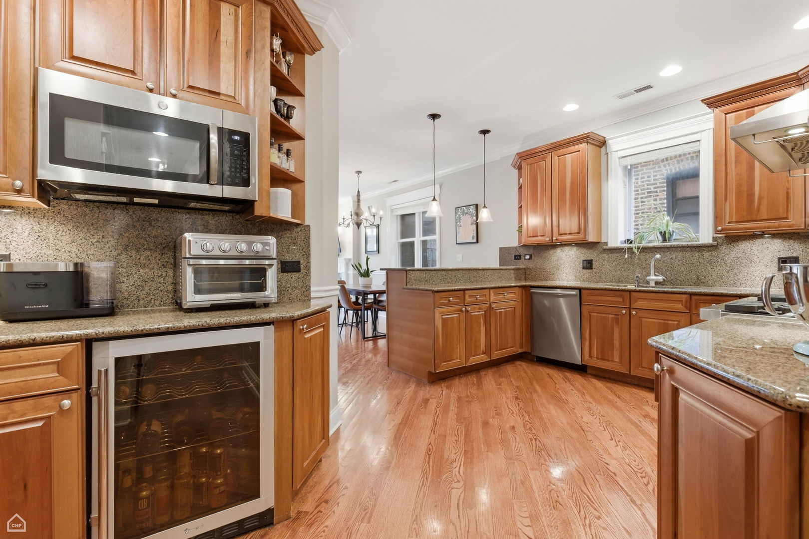 3504 N Fremont Street Unit: 2